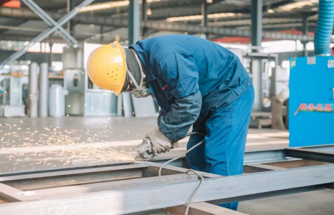 海州：吹響復(fù)工“集結(jié)號” 拼出發(fā)展“加速度”！5.jpg